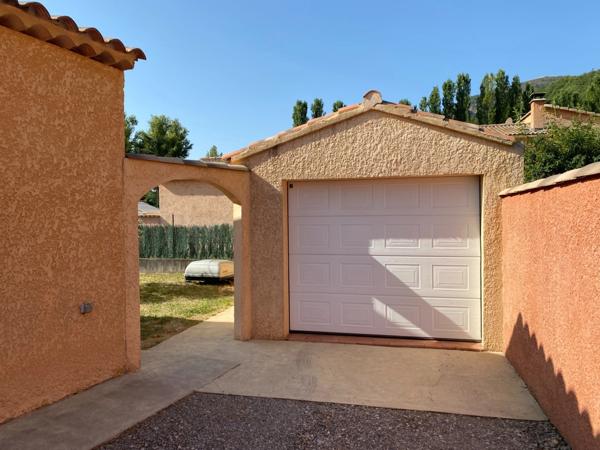 Belle Villa plain-pied de 2004, Type 5 avec grand garage sans aucun travaux à prévoir sur 891 m2 de parcelles !