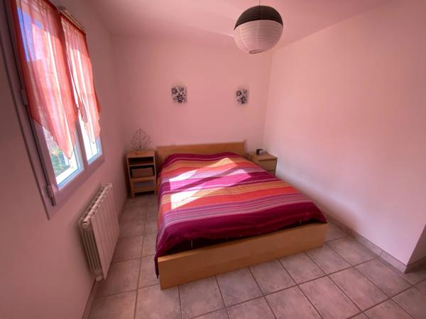 Belle Villa plain-pied de 2004, Type 5 avec grand garage sans aucun travaux à prévoir sur 891 m2 de parcelles !