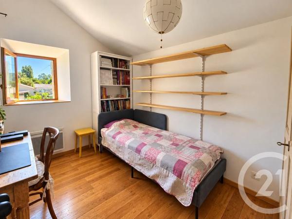 Maison à vendre  4 pièces - 94,66 m 2   ST ETIENNE LES ORGUES  - 04