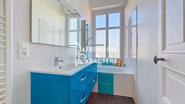 Grande maison familiale au calme d'une allée privée