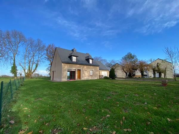À vendre : Maison 4 chambres à 5 minutes de DINAN avec 2 terrains constructibles