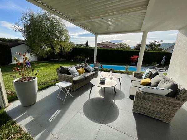 Maison Divonne Les Bains 191.90 m2