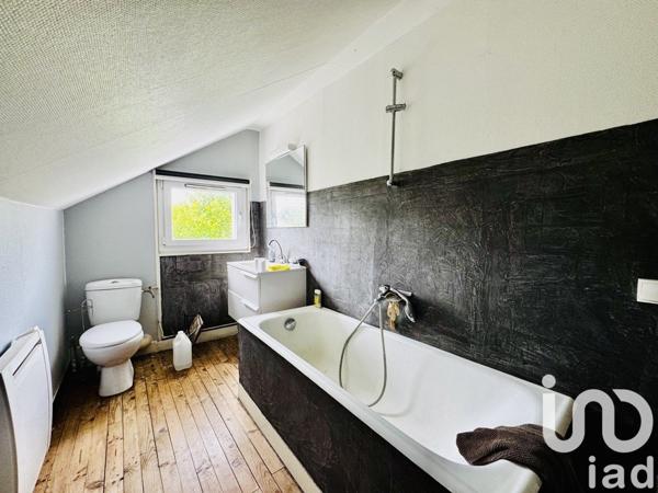 Maison 5 pièces de 150 m² à Santeny (94440)