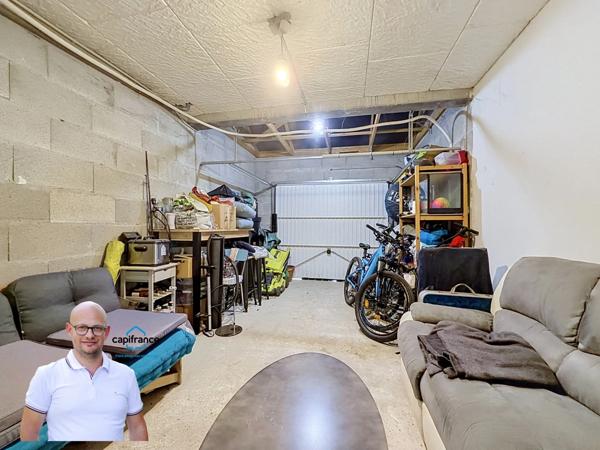 Maison 3 chambres – Jumelée par le garage – Terrain d'environ 450 m² – Saint-Genix-les-Villages