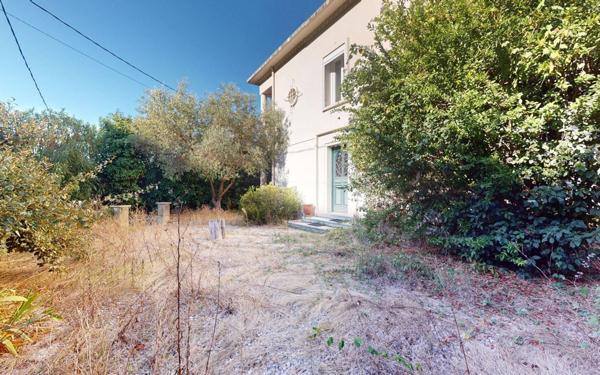Maison à vendre    6 pièces • 176,02 m2 Montpellier