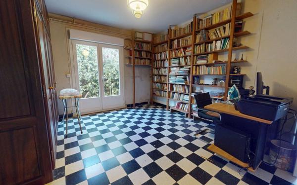 Maison à vendre    6 pièces • 176,02 m2 Montpellier