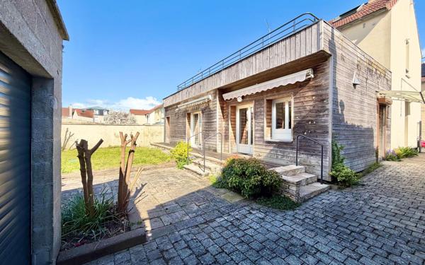 Maison à vendre    7 pièces • 159 m2 Chartres