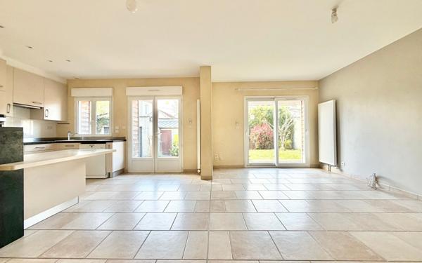 Maison à vendre    7 pièces • 159 m2 Chartres