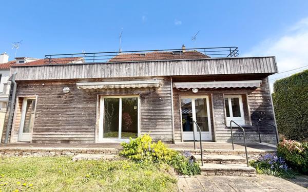 Maison à vendre    7 pièces • 159 m2 Chartres