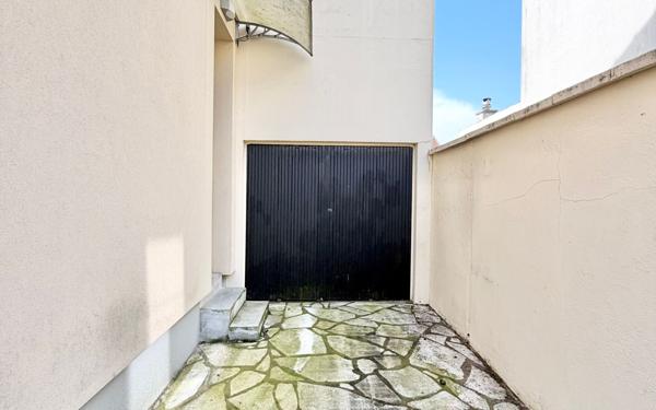 Maison à vendre    7 pièces • 159 m2 Chartres