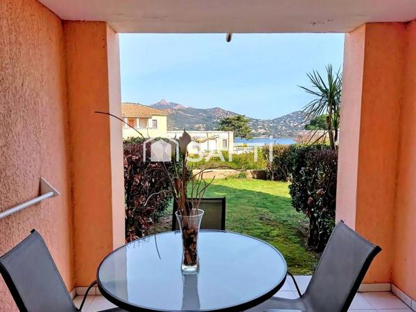 Appartement 2 pièces aperçu mer  Cap Esterel