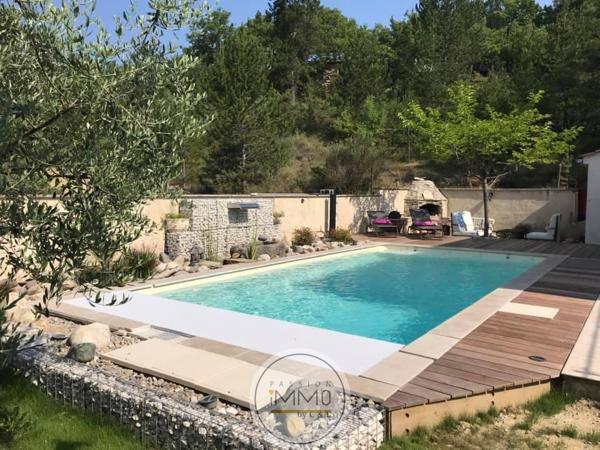 Maison 6 pièce(s) 4 chambre(s) 151.45 m²