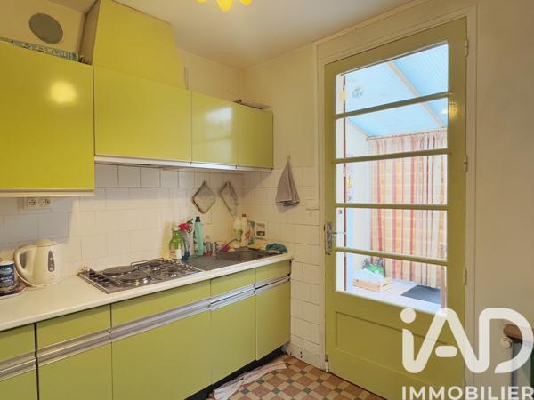 Maison à vendre 4 pièces 79 m² Sauzé-Vaussais