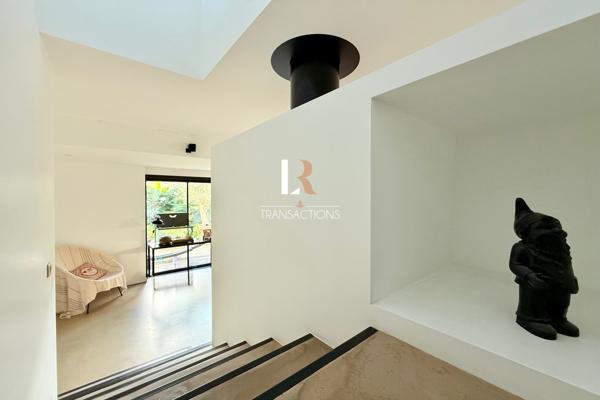 La Rochelle (17000) Proximité du vieux port et de la gare - Maison contemporaine avec piscine et double garage