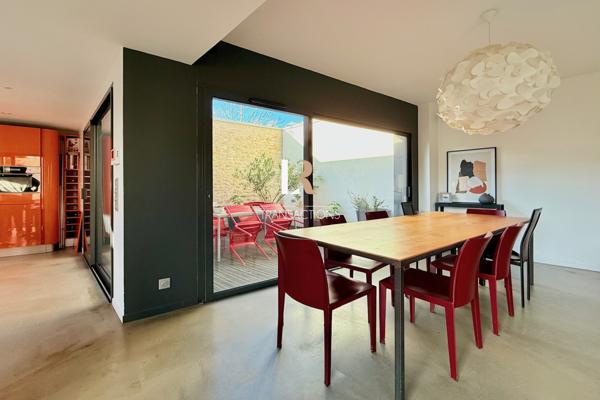 La Rochelle (17000) Proximité du vieux port et de la gare - Maison contemporaine avec piscine et double garage