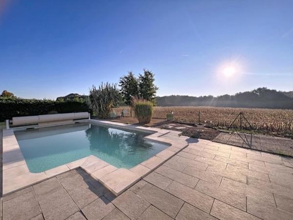 Maison 6 pièces 141m2 - Vue dégagée - Pechbonnieu