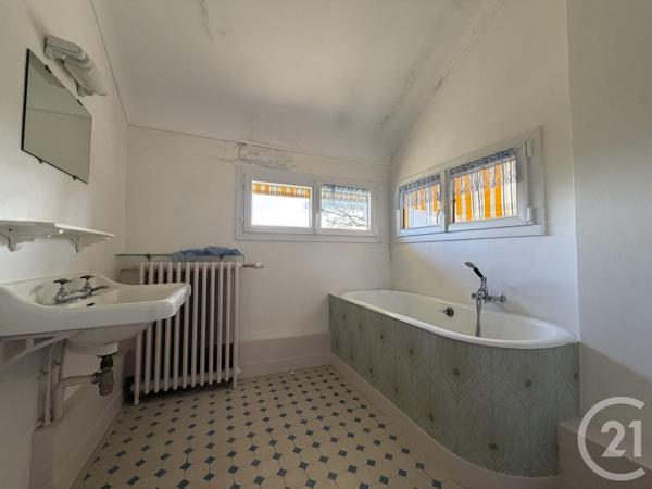 Maison à vendre  7 pièces - 150 m2 BAGNOLES DE L ORNE NORMANDIE - 61