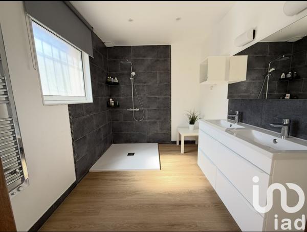 Maison à vendre 5 pièces 144 m² La Cadière-d'Azur