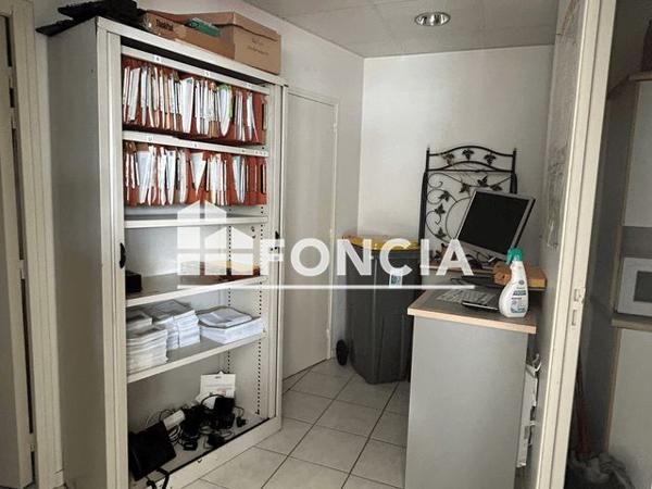 Location Local commercial 3 pièces 67 m² - 25 AVENUE DU GENERAL DE GAULLE Laon 02000