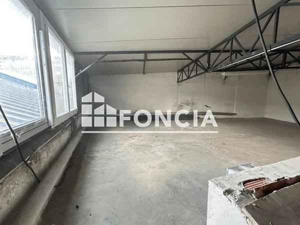 Location Local commercial 3 pièces 67 m² - 25 AVENUE DU GENERAL DE GAULLE Laon 02000