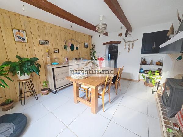 Travaillan (84850) Mas de caractère avec dépendances et T2 indépendant à Travaillan