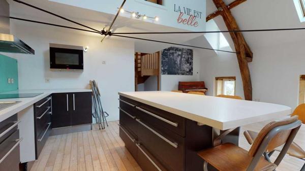 Immeuble - Saint-cyprien Bel immeuble ancien au coeur d'un village médiéval du Périgord Noir
