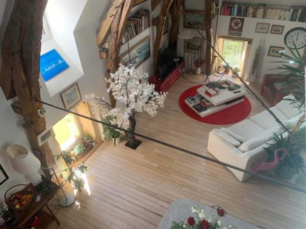 Immeuble - Saint-cyprien Bel immeuble ancien au coeur d'un village médiéval du Périgord Noir