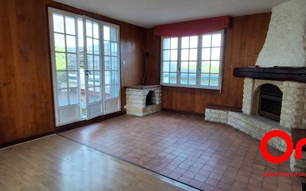 Maison à vendre    4 pièces •  Laon