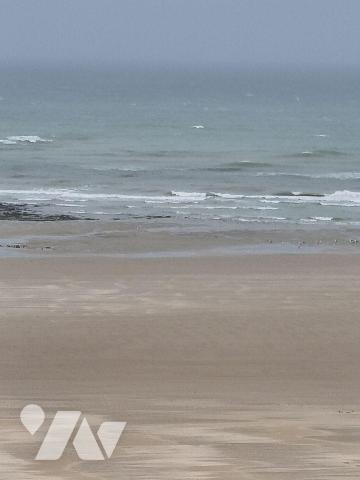 A VENDRE  charmante maison de 101m² offrant une belle luminosité et une vue mer.
elle se compo...