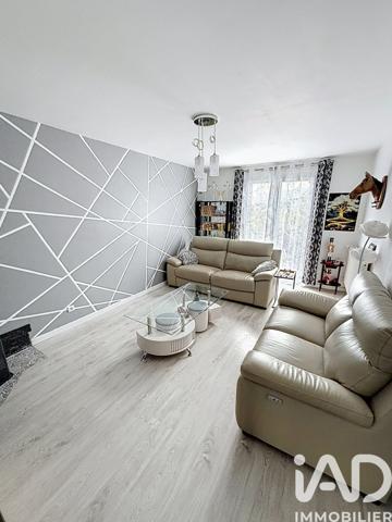 Maison à vendre 6 pièces 139 m² Injoux-Génissiat
