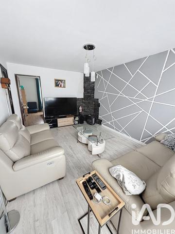 Maison à vendre 6 pièces 139 m² Injoux-Génissiat