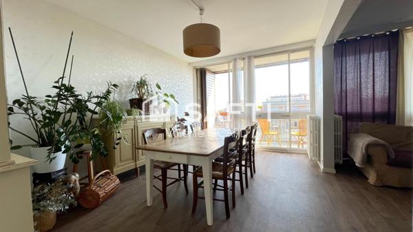 T4 lumineux avec balcons au cœur de Montauban