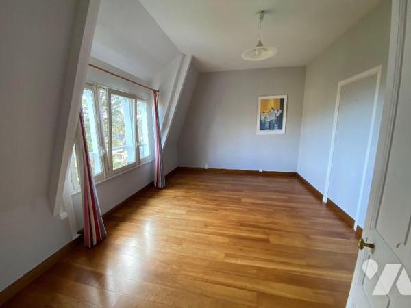 Appartement à Vendre à Saint-Quay-Portrieux (22410) en Côtes-d'Armor (22)

Situé à Saint-Quay...