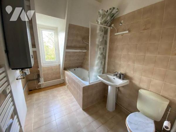 Appartement à Vendre à Saint-Quay-Portrieux (22410) en Côtes-d'Armor (22)

Situé à Saint-Quay...