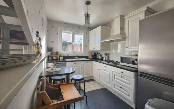 Maison à vendre    4 pièces • 90 m2 Carrières-sous-Poissy