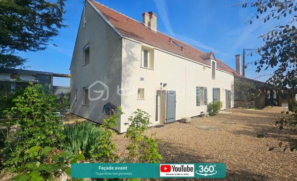 Une maison en exclusivité avec ses points forts :

- Hameau entre Beauce la Romaine et Charsonville
- Cachet et authenticité de l'ancien : (ancien relais de poste),
- Luminosité et beaux volumes,
- 4 chambres + bureau,
- 2 salles de bain/eau,
- Suite parentale,
- Magnifique jardin,
- 2 Terrasses,
- Nombreux rangements,
- 2 toilettes,
- Buanderie et dépendances,
- Poêle à granulés,
- Magnifique cuisine
- Diagnostic C...

La maison : 
Ancien relais de poste vous serez séduits par le charme de l'ancien entièrement rénové. C'est une perle rare que vous pouvez découvrir en exclusivité. La maison non mitoyenne fait près de 240m² habitables, pour un total de 8 pièces dont 4 chambres. Je vous laisse découvrir ce bien en commençant par le rez de chaussée. 

Le rez de chaussée : 
Un porche pour une entrée couverte et fonctionnelle - Une grande buanderie avec point d'eau  - Une grande entrée avec dressing (parfait pour les manteaux et chaussures) - Toilettes séparées suspendues avec meuble vasque - Pièce à vivre avec rangements et poêle à granulés - Magnifique cuisine récente contemporaine dinatoire (nombreux plans de travail et rangements) - Véritable bar d'époque (agréables soirées en perspective) - Véritable suite parentale avec dressing, double vasque et douche à l'italienne. Maison idéale avec une vie de plain pied possible. 

L'étage : 
Véritable parquet en bois massif pour tout l'étage - Le premier escalier vous amène à la deuxième chambre en mezzanine de la maison - Un second escalier dessert un espace bureau/mezzanine (idéal pour le télétravail) - Un vaste palier de charme avec de nombreux rangements (parfait pour le quotidien) - Deux très belles chambres spacieuses - Une grande salle de bain avec toilettes (pour satisfaire toute la famille).

Extérieurs et dépendances :
La parcelle de près de 1260m² est à l'abris des regards - Exposition Sud-Est - Une cour pour stationner plusieurs véhicules - Beau jardon arboré - 2 terrasses - Cabanon de rangement en bois - Petit atelier/verrière - Plusieurs appentis pour du rangement supplémentaire - Cave - Espace poulailler...

Côté technique : 
Ballon moins de 10 ans - Assainissement individuel - Diagnostic C - Pas d'amiante ni plomb - Menuiseries double vitrage - Radiateurs alimentés par poêle à granulés de moins de 10 ans - Murs en pierre et moellons avec isolation intérieure allant de 10 à 20cm.

Le secteur : 
Cette maison de charme se trouve dans un hameau entre Charsonville et Beauce la Romaine, anciennement Ouzouer le Marché - Accès rapide aux axes reliant Orléans, Blois et Beaugency - Établissements scolaires sur la commune (écoles et collège) et ramassage scolaire: idéal pour les familles - Bassin d’emploi porté par l’agriculture, la logistique et les pôles économiques alentours - Un emplacement recherché alliant tranquillité et accessibilité - boulangeries, bar-tabac, restauration, coiffure etc...

Visite virtuelle 360° sur demande,
Vidéo de présentation sur ma page YouTube,
J'attends votre appel pour planifier une visite. Dans le cadre de votre projet d’acquisition et conformément aux dispositions de la loi ELAN, nous souhaitons vous informer de vos droits avant la visite du bien que vous envisagez. Nous vous rappelons que vous avez la possibilité de vous faire accompagner, lors de la visite, par un professionnel de la construction de votre choix (architecte, expert en bâtiment, maître d’œuvre, artisan, etc.). Cette démarche peut vous permettre d’obtenir un avis technique éclairé sur l’état du bien, d’identifier d’éventuels travaux à prévoir et de sécuriser votre projet d’acquisition. Nous vous remercions de bien vouloir nous informer en amont de la visite si vous souhaitez être accompagné(e), afin de faciliter l’organisation de celle-ci dans les meilleures conditions.