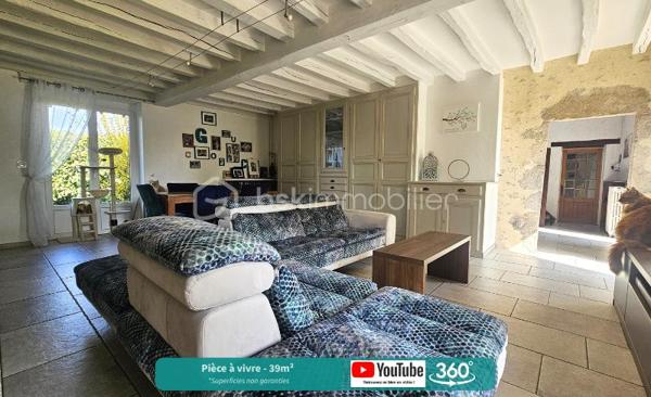 Une maison en exclusivité avec ses points forts :

- Hameau entre Beauce la Romaine et Charsonville
- Cachet et authenticité de l'ancien : (ancien relais de poste),
- Luminosité et beaux volumes,
- 4 chambres + bureau,
- 2 salles de bain/eau,
- Suite parentale,
- Magnifique jardin,
- 2 Terrasses,
- Nombreux rangements,
- 2 toilettes,
- Buanderie et dépendances,
- Poêle à granulés,
- Magnifique cuisine
- Diagnostic C...

La maison : 
Ancien relais de poste vous serez séduits par le charme de l'ancien entièrement rénové. C'est une perle rare que vous pouvez découvrir en exclusivité. La maison non mitoyenne fait près de 240m² habitables, pour un total de 8 pièces dont 4 chambres. Je vous laisse découvrir ce bien en commençant par le rez de chaussée. 

Le rez de chaussée : 
Un porche pour une entrée couverte et fonctionnelle - Une grande buanderie avec point d'eau  - Une grande entrée avec dressing (parfait pour les manteaux et chaussures) - Toilettes séparées suspendues avec meuble vasque - Pièce à vivre avec rangements et poêle à granulés - Magnifique cuisine récente contemporaine dinatoire (nombreux plans de travail et rangements) - Véritable bar d'époque (agréables soirées en perspective) - Véritable suite parentale avec dressing, double vasque et douche à l'italienne. Maison idéale avec une vie de plain pied possible. 

L'étage : 
Véritable parquet en bois massif pour tout l'étage - Le premier escalier vous amène à la deuxième chambre en mezzanine de la maison - Un second escalier dessert un espace bureau/mezzanine (idéal pour le télétravail) - Un vaste palier de charme avec de nombreux rangements (parfait pour le quotidien) - Deux très belles chambres spacieuses - Une grande salle de bain avec toilettes (pour satisfaire toute la famille).

Extérieurs et dépendances :
La parcelle de près de 1260m² est à l'abris des regards - Exposition Sud-Est - Une cour pour stationner plusieurs véhicules - Beau jardon arboré - 2 terrasses - Cabanon de rangement en bois - Petit atelier/verrière - Plusieurs appentis pour du rangement supplémentaire - Cave - Espace poulailler...

Côté technique : 
Ballon moins de 10 ans - Assainissement individuel - Diagnostic C - Pas d'amiante ni plomb - Menuiseries double vitrage - Radiateurs alimentés par poêle à granulés de moins de 10 ans - Murs en pierre et moellons avec isolation intérieure allant de 10 à 20cm.

Le secteur : 
Cette maison de charme se trouve dans un hameau entre Charsonville et Beauce la Romaine, anciennement Ouzouer le Marché - Accès rapide aux axes reliant Orléans, Blois et Beaugency - Établissements scolaires sur la commune (écoles et collège) et ramassage scolaire: idéal pour les familles - Bassin d’emploi porté par l’agriculture, la logistique et les pôles économiques alentours - Un emplacement recherché alliant tranquillité et accessibilité - boulangeries, bar-tabac, restauration, coiffure etc...

Visite virtuelle 360° sur demande,
Vidéo de présentation sur ma page YouTube,
J'attends votre appel pour planifier une visite. Dans le cadre de votre projet d’acquisition et conformément aux dispositions de la loi ELAN, nous souhaitons vous informer de vos droits avant la visite du bien que vous envisagez. Nous vous rappelons que vous avez la possibilité de vous faire accompagner, lors de la visite, par un professionnel de la construction de votre choix (architecte, expert en bâtiment, maître d’œuvre, artisan, etc.). Cette démarche peut vous permettre d’obtenir un avis technique éclairé sur l’état du bien, d’identifier d’éventuels travaux à prévoir et de sécuriser votre projet d’acquisition. Nous vous remercions de bien vouloir nous informer en amont de la visite si vous souhaitez être accompagné(e), afin de faciliter l’organisation de celle-ci dans les meilleures conditions.