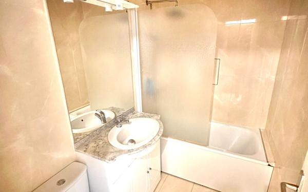 Appartement à louer    1 pièce •  Rosny-sous-Bois