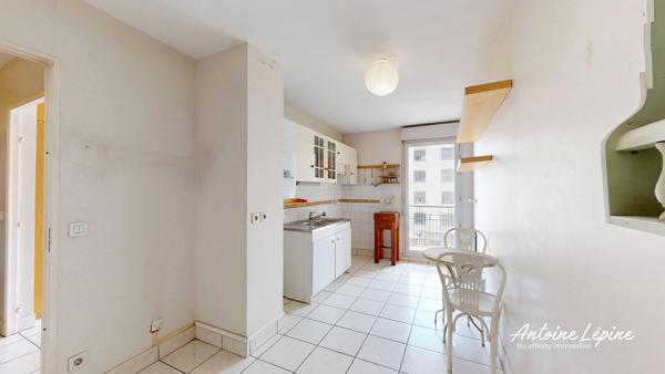 Appartement
         3 pièces
        - 78 m² Exclusivité 290 000 € *