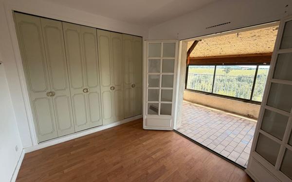 Maison à vendre    6 pièces •  Tulette