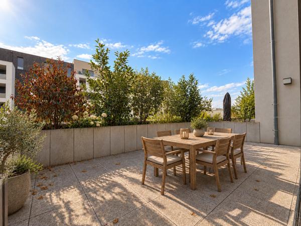 T4 duplex avec terrasse, garage et place de parking privative