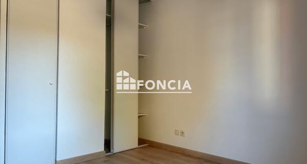 Location Appartement 2 pièces 47.012 m² - Oloron-sainte-marie 64400