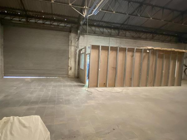HANGAR A LA VENTE SUD NIORT 283M2