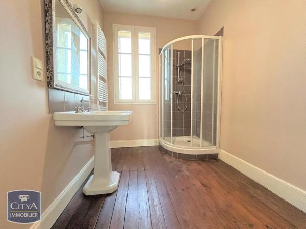 Maison à louer 5 pièces 132.04m²