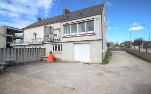 Maison à vendre    6 pièces •  La Chapelle-Saint-Mesmin