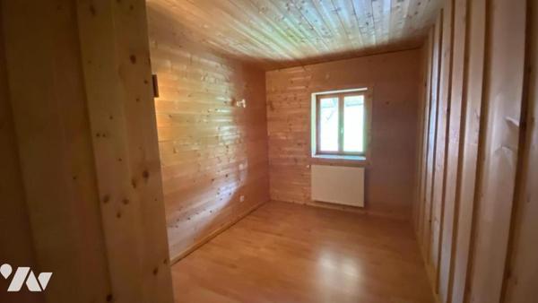 APPARTEMENT TYPE T 3 MONTBENOIT