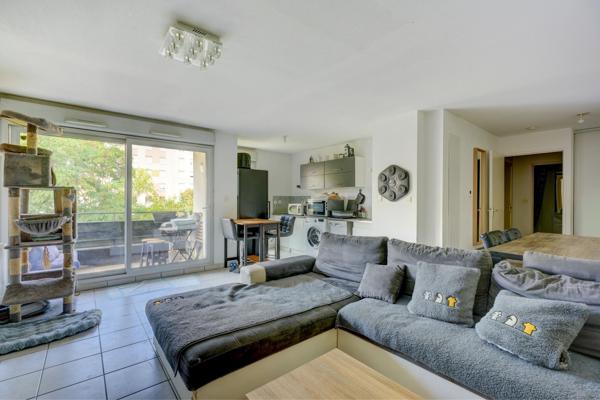 Appartement
         3 pièces
        - 61 m² Exclusivité 273 500 € *