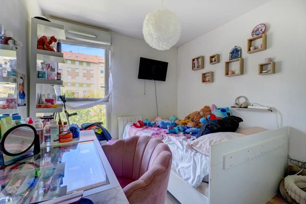 Appartement
         3 pièces
        - 61 m² Exclusivité 273 500 € *