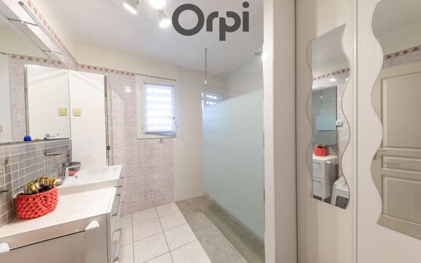 Maison à vendre    4 pièces • 145 m2 Baixas