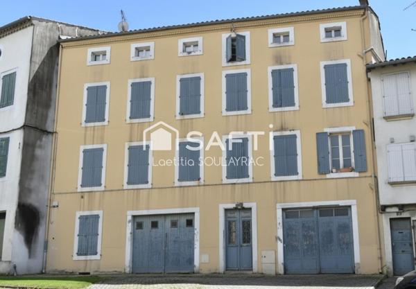 Immeuble 179 m² avec garages en centre ville